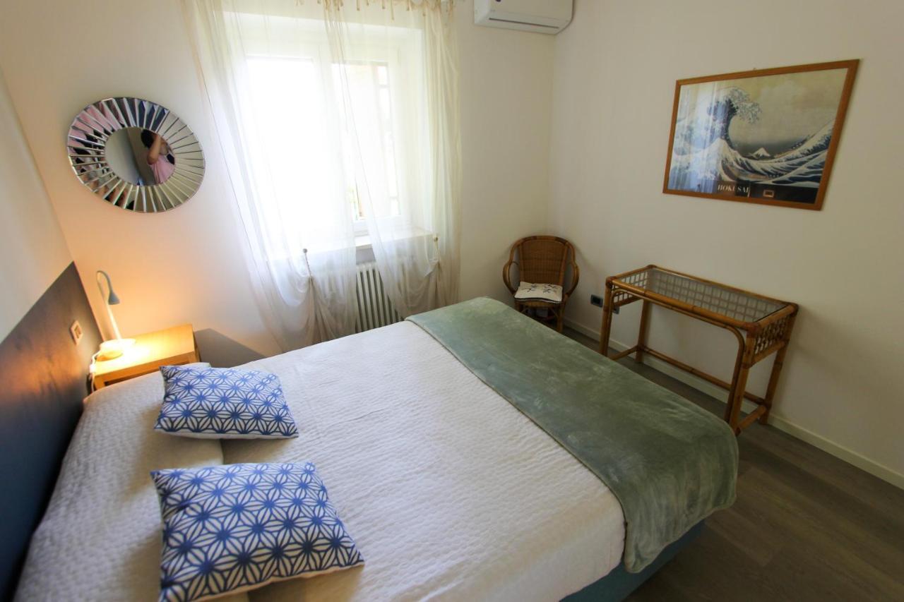 Maison Olive Desenzano del Garda Luaran gambar